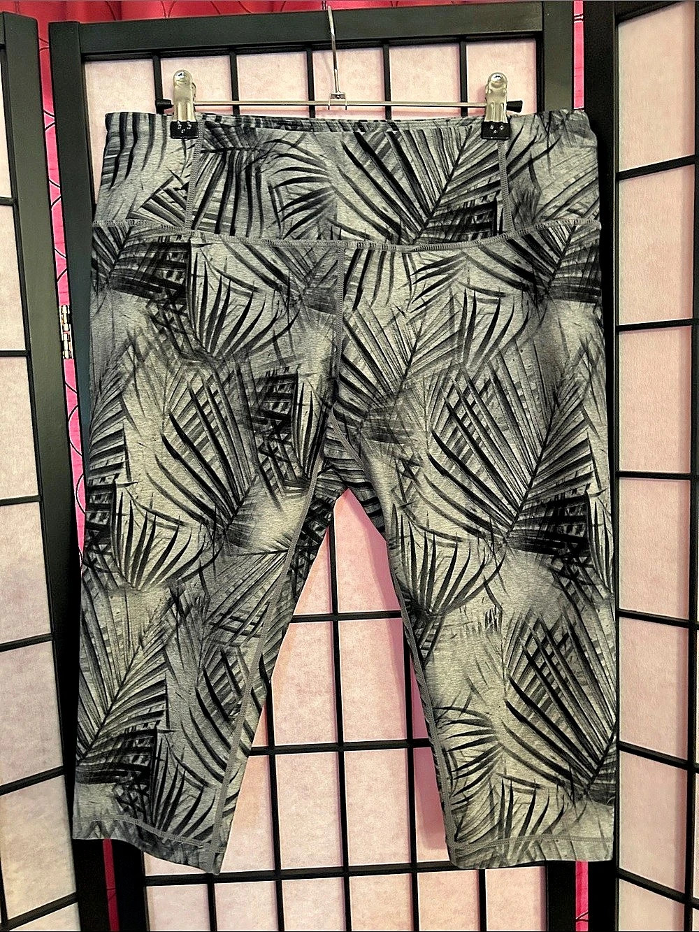 MPG Crop Yoga Athletic Palm Leaf Leggings